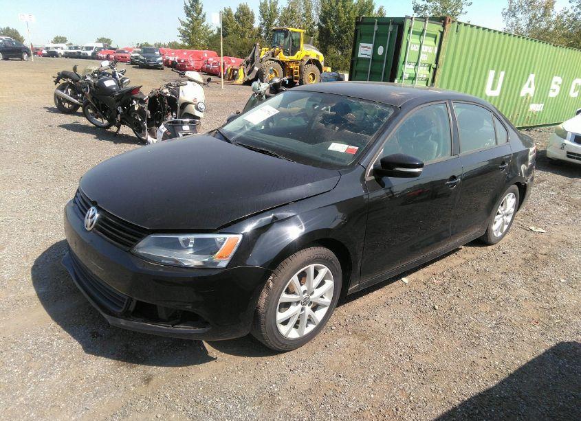 Photo 2 of 2012 Volkswagen Jetta 2.5L SE (VIN 3VWDP7AJ6CM462459)