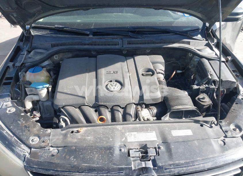 Photo 10 of 2013 Volkswagen Jetta 2.5L SE (VIN 3VWDP7AJ6DM210776)