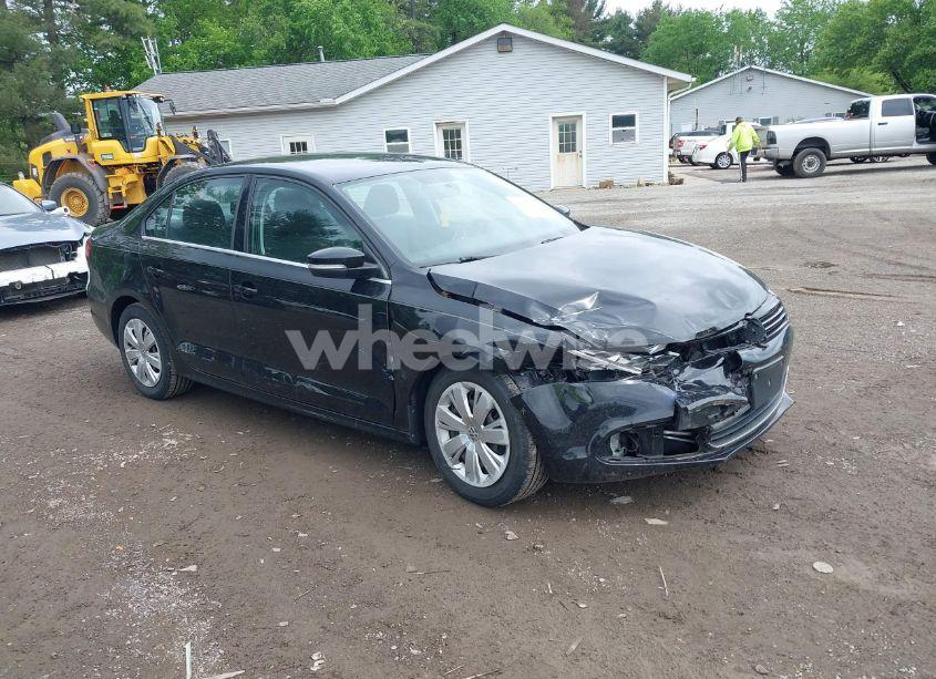 2013 Volkswagen Jetta 2.5L SE (VIN 3VWDP7AJ6DM353839) main photo