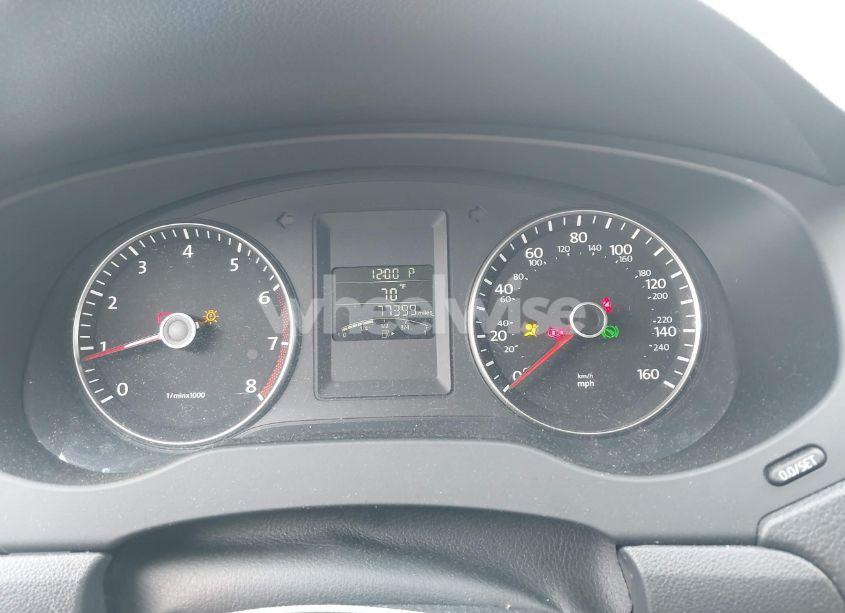 Photo 7 of 2013 Volkswagen Jetta 2.5L SE (VIN 3VWDP7AJ6DM353839)