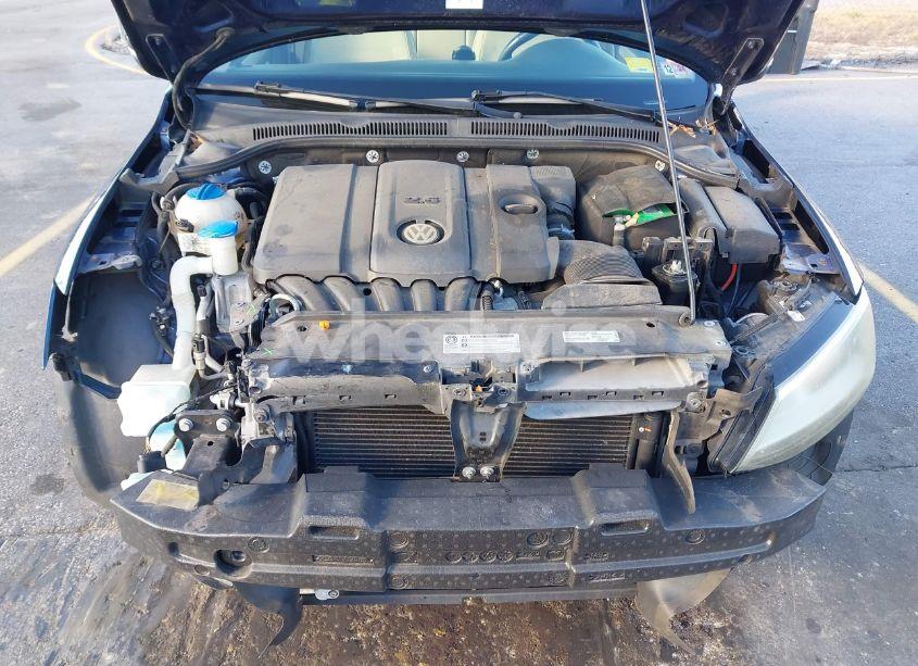 Photo 10 of 2013 Volkswagen Jetta 2.5L SE (VIN 3VWDP7AJ6DM367563)