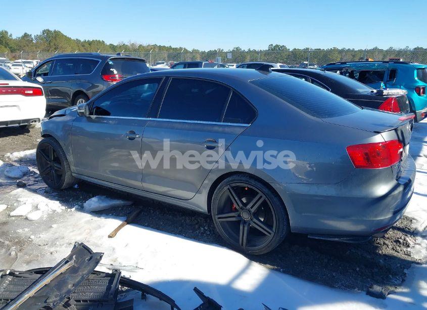 Photo 14 of 2013 Volkswagen Jetta 2.5L SE (VIN 3VWDP7AJ6DM382774)