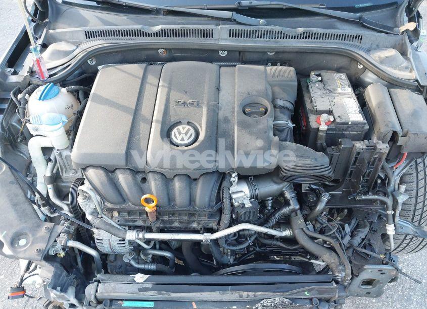 Photo 10 of 2013 Volkswagen Jetta 2.5L SE (VIN 3VWDP7AJ6DM406376)
