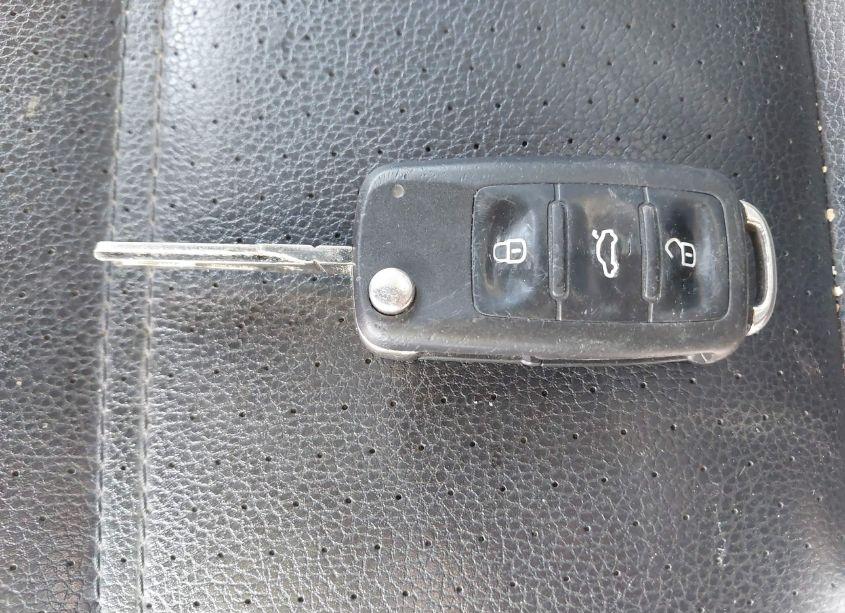 Photo 11 of 2013 Volkswagen Jetta SE (VIN 3VWDP7AJ6DM409021)