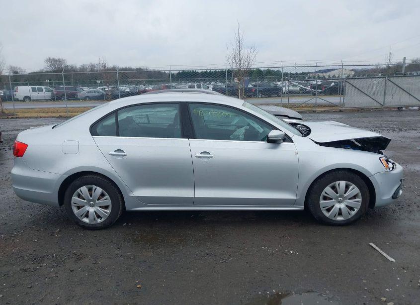 Photo 13 of 2013 Volkswagen Jetta 2.5L SE (VIN 3VWDP7AJ6DM431777)