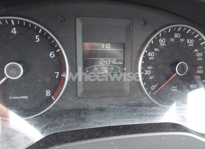 Photo 7 of 2013 Volkswagen Jetta 2.5L SE (VIN 3VWDP7AJ6DM433495)