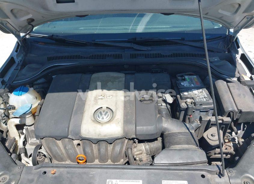 Photo 10 of 2012 Volkswagen Jetta 2.5L SE (VIN 3VWDP7AJ7CM113004)