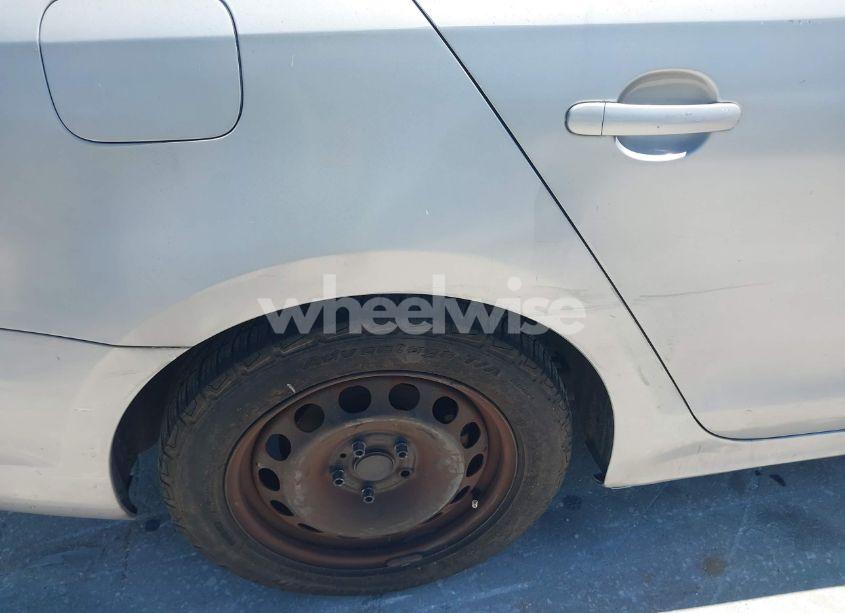 Photo 12 of 2012 Volkswagen Jetta 2.5L SE (VIN 3VWDP7AJ7CM113004)