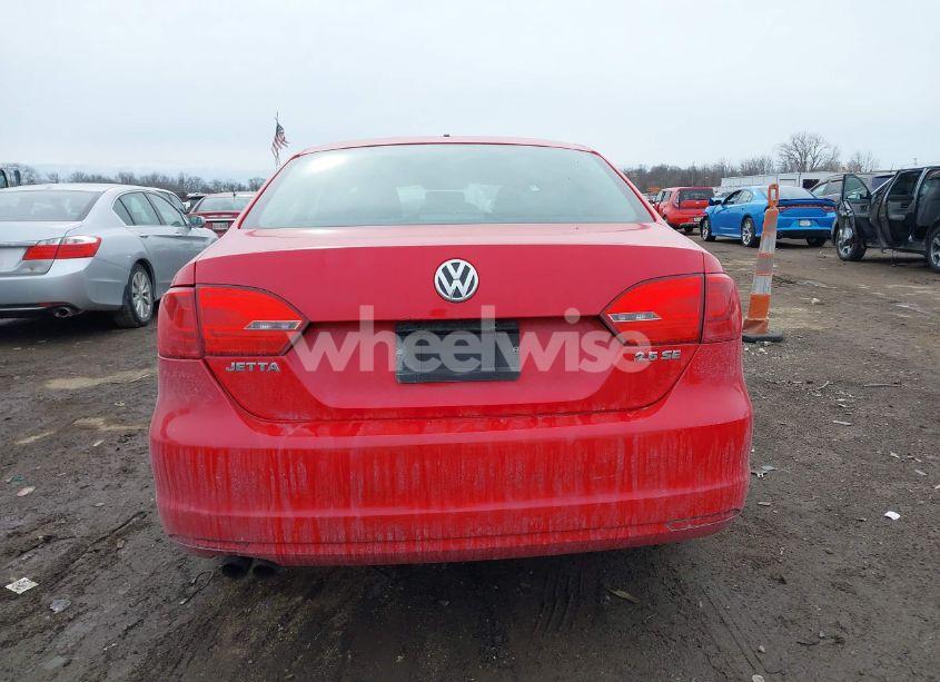 Photo 16 of 2012 Volkswagen Jetta 2.5L SE (VIN 3VWDP7AJ7CM334036)