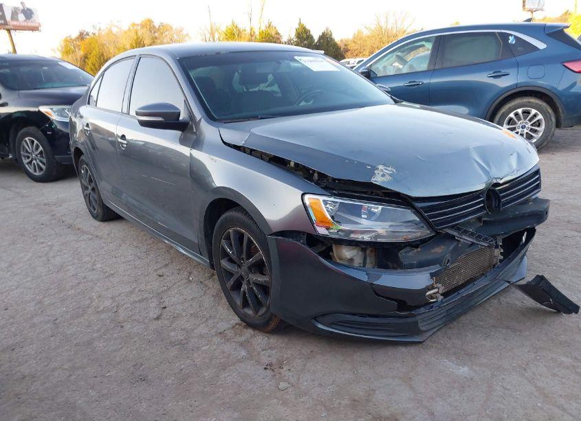 2012 Volkswagen Jetta 2.5L SE (VIN 3VWDP7AJ7CM342945) main photo