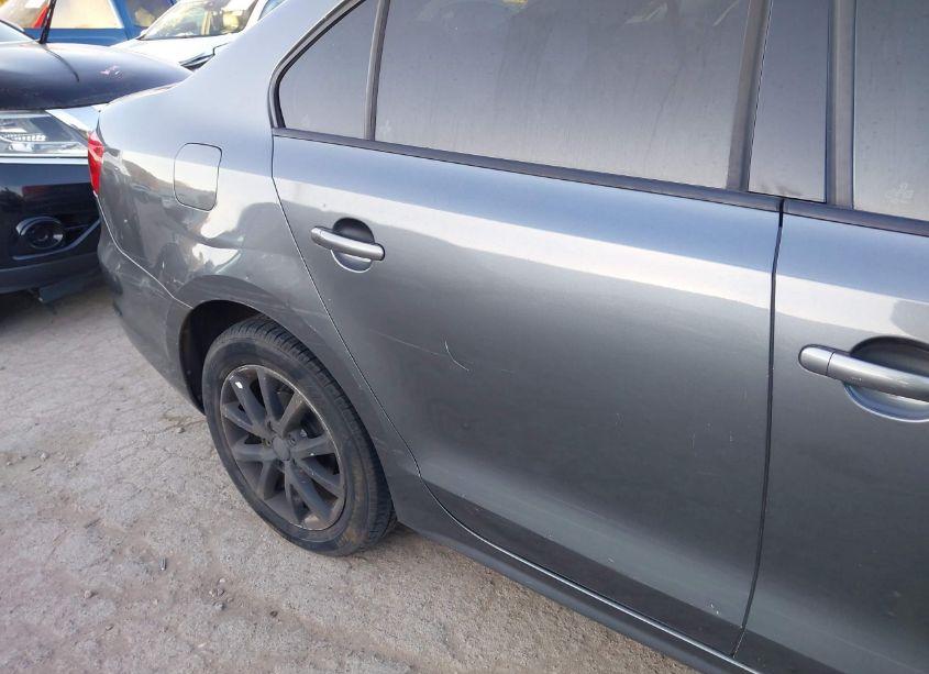 Photo 6 of 2012 Volkswagen Jetta 2.5L SE (VIN 3VWDP7AJ7CM342945)