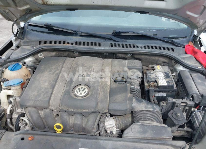 Photo 10 of 2012 Volkswagen Jetta 2.5L SE (VIN 3VWDP7AJ7CM364203)