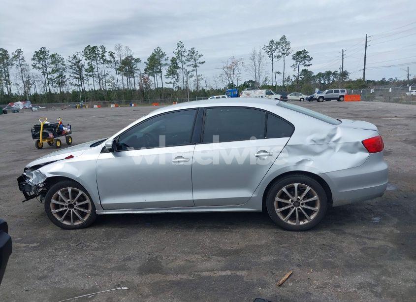Photo 14 of 2012 Volkswagen Jetta 2.5L SE (VIN 3VWDP7AJ7CM364203)