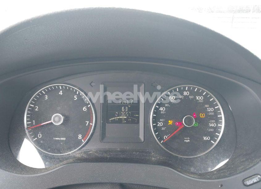 Photo 7 of 2012 Volkswagen Jetta 2.5L SE (VIN 3VWDP7AJ7CM364203)