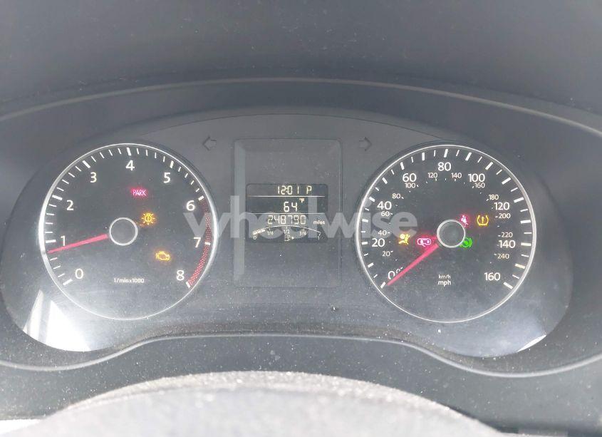 Photo 7 of 2012 Volkswagen Jetta 2.5L SE (VIN 3VWDP7AJ7CM371023)