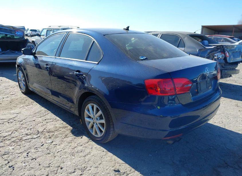 Photo 3 of 2012 Volkswagen Jetta 2.5L SE (VIN 3VWDP7AJ7CM384483)