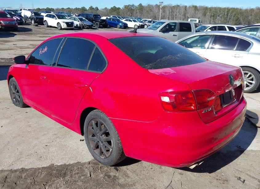 Photo 3 of 2012 Volkswagen Jetta 2.5L SE (VIN 3VWDP7AJ7CM400374)