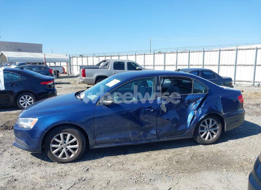 Photo 14 of 2012 Volkswagen Jetta 2.5L SE (VIN 3VWDP7AJ7CM462633)