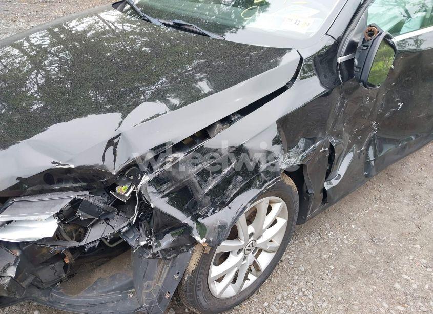 Photo 6 of 2013 Volkswagen Jetta 2.5L SE (VIN 3VWDP7AJ7DM212911)