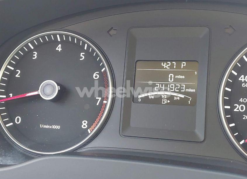 Photo 7 of 2013 Volkswagen Jetta 2.5L SE (VIN 3VWDP7AJ7DM252440)