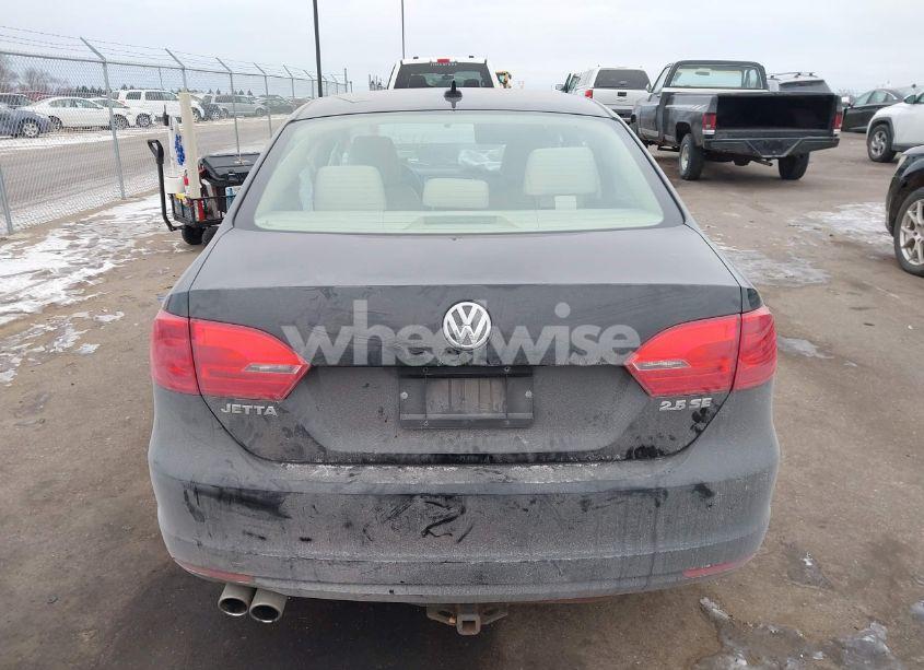Photo 15 of 2013 Volkswagen Jetta 2.5L SE (VIN 3VWDP7AJ7DM258349)