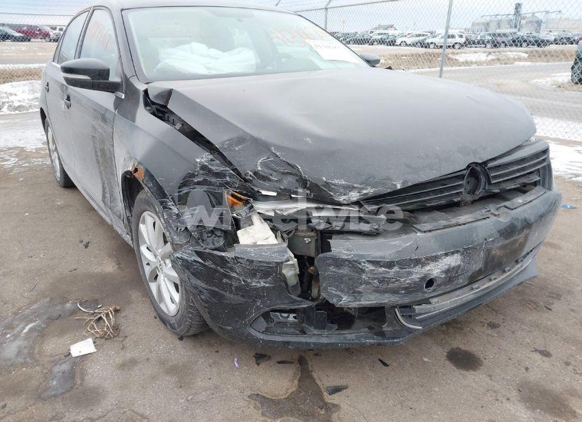 Photo 6 of 2013 Volkswagen Jetta 2.5L SE (VIN 3VWDP7AJ7DM258349)