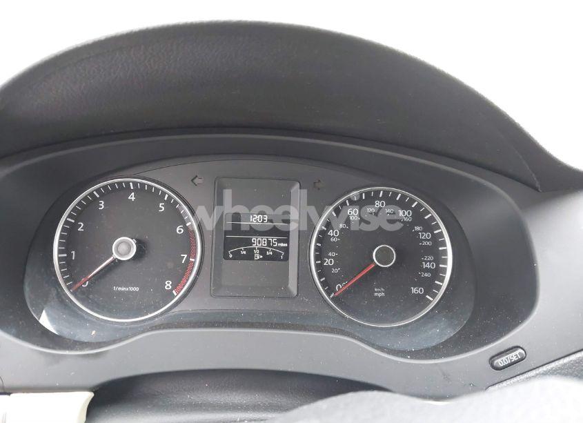 Photo 7 of 2013 Volkswagen Jetta 2.5L SE (VIN 3VWDP7AJ7DM258349)