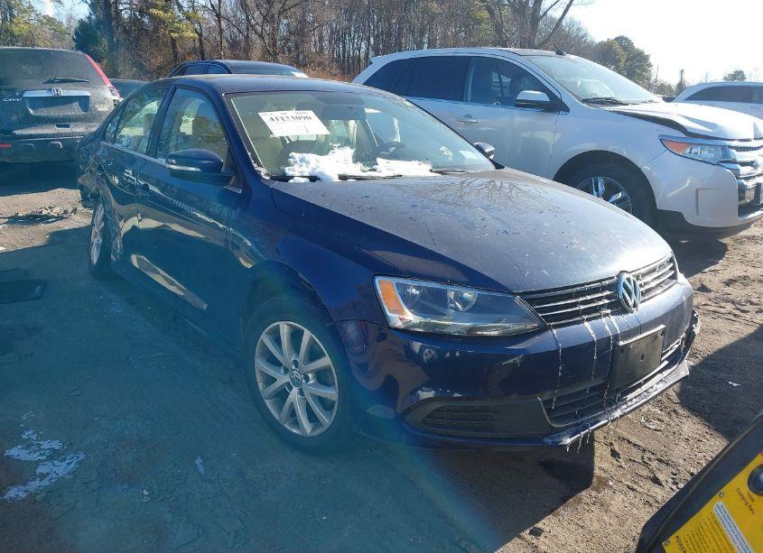 2013 Volkswagen Jetta 2.5L SE (VIN 3VWDP7AJ7DM295997) main photo
