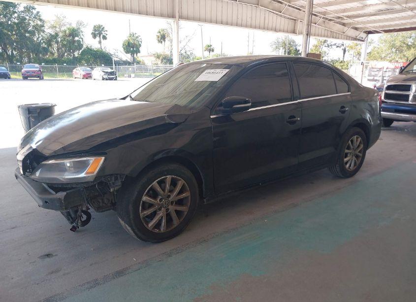 Photo 2 of 2013 Volkswagen Jetta 2.5L SE (VIN 3VWDP7AJ7DM304830)