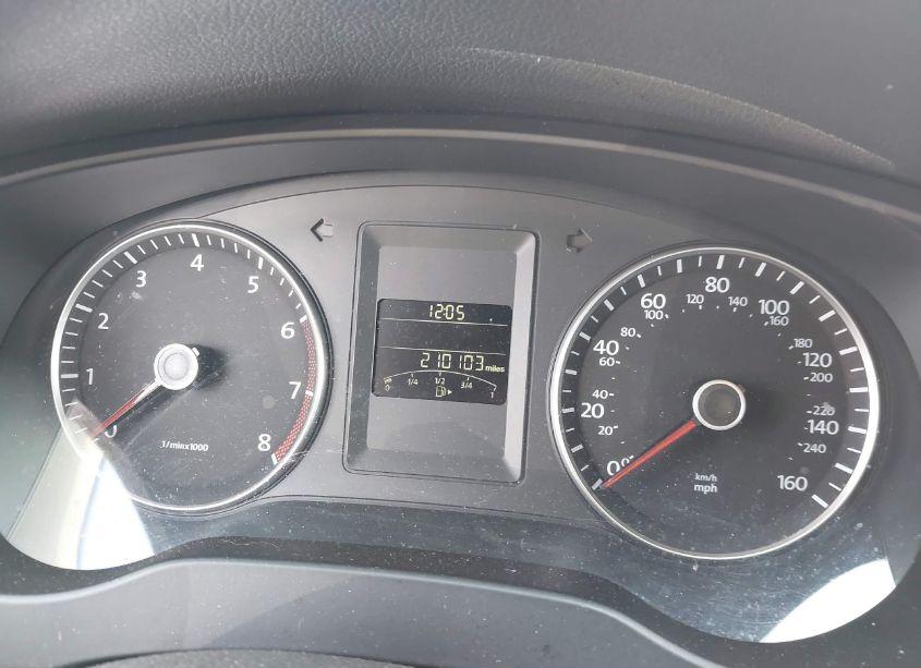 Photo 15 of 2013 Volkswagen Jetta 2.5L SE (VIN 3VWDP7AJ7DM365532)