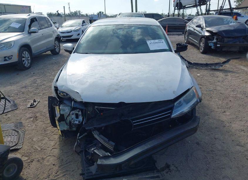 Photo 6 of 2013 Volkswagen Jetta 2.5L SE (VIN 3VWDP7AJ7DM365532)