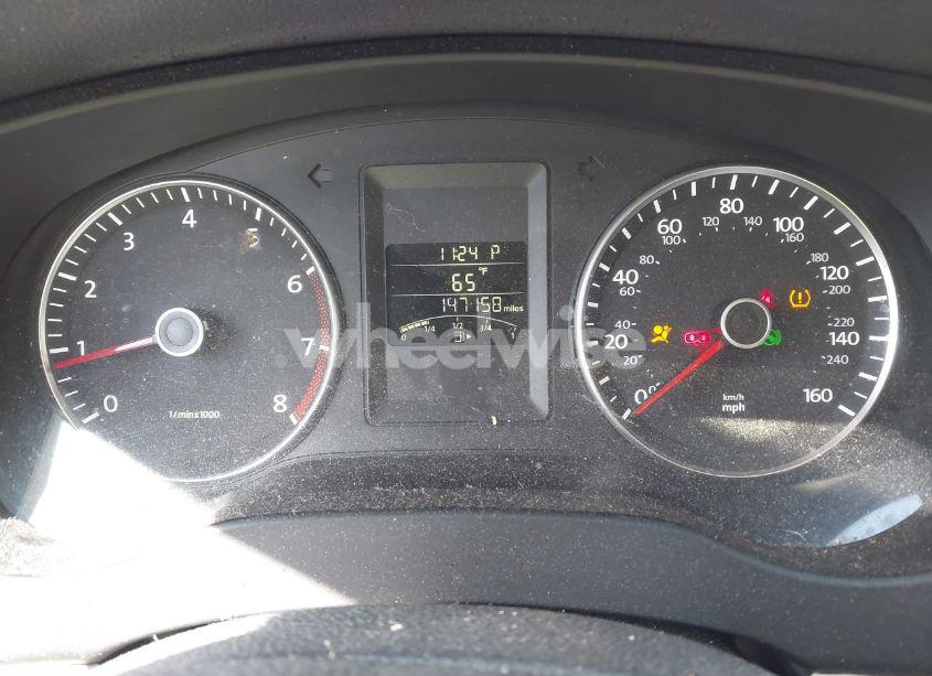 Photo 7 of 2013 Volkswagen Jetta 2.5L SE (VIN 3VWDP7AJ7DM369029)