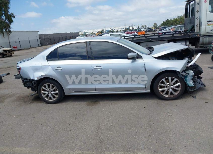 Photo 14 of 2013 Volkswagen Jetta 2.5L SE (VIN 3VWDP7AJ7DM373274)