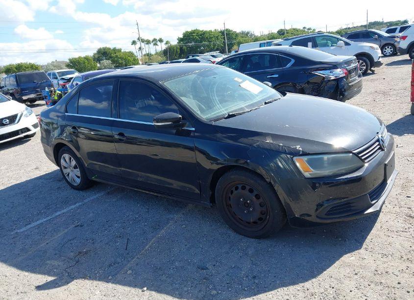 Photo 13 of 2013 Volkswagen Jetta 2.5L SE (VIN 3VWDP7AJ7DM383934)