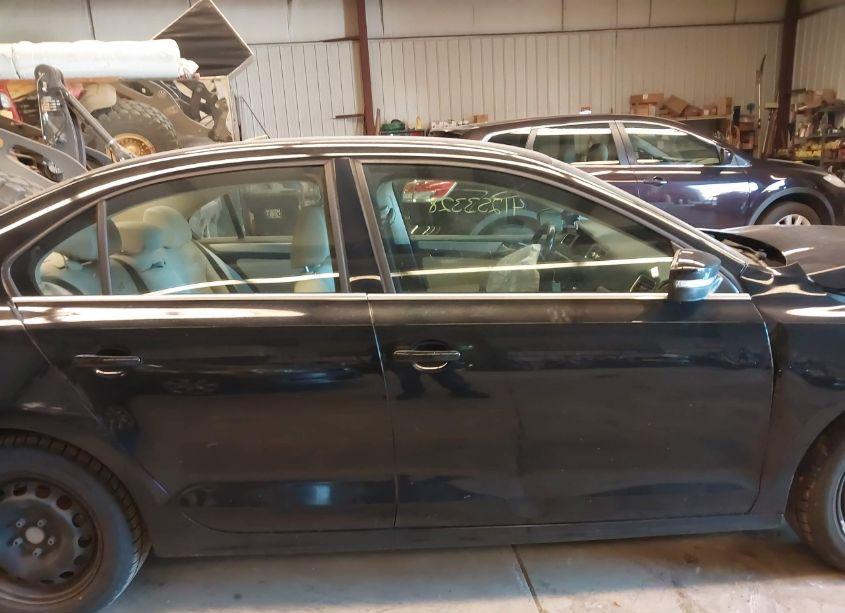 Photo 14 of 2013 Volkswagen Jetta 2.5L SE (VIN 3VWDP7AJ7DM384694)