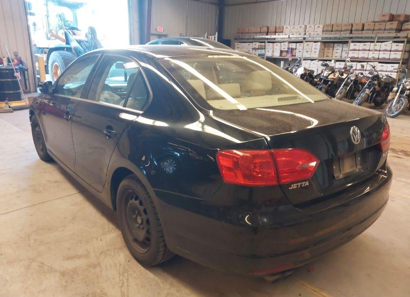 Photo 3 of 2013 Volkswagen Jetta 2.5L SE (VIN 3VWDP7AJ7DM384694)