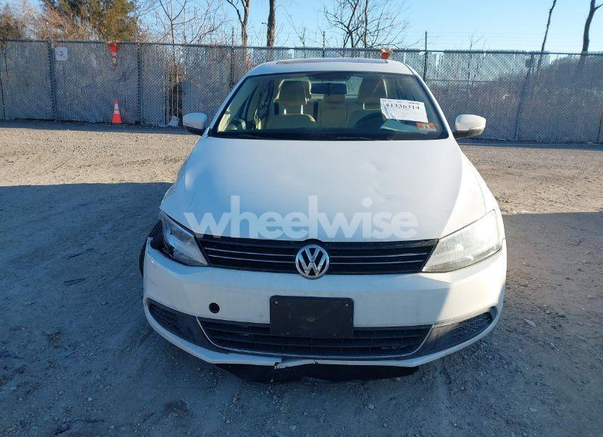 Photo 12 of 2013 Volkswagen Jetta 2.5L SE (VIN 3VWDP7AJ7DM429679)