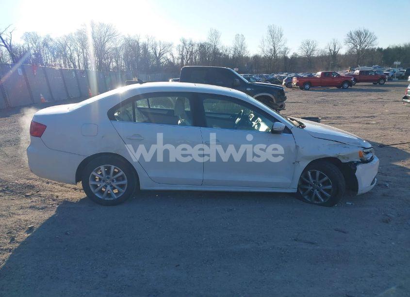 Photo 13 of 2013 Volkswagen Jetta 2.5L SE (VIN 3VWDP7AJ7DM429679)