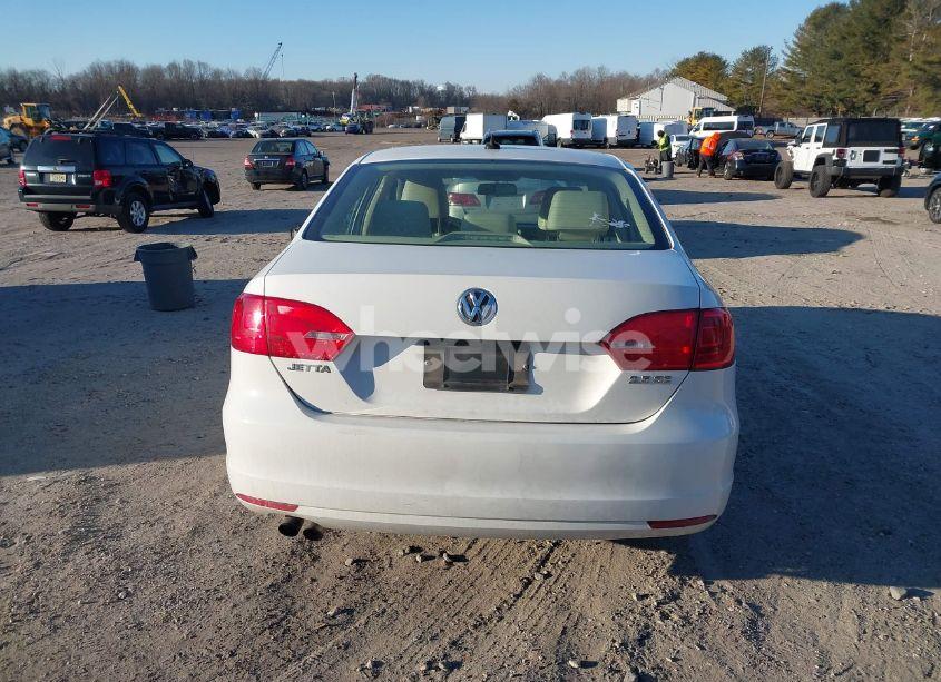 Photo 16 of 2013 Volkswagen Jetta 2.5L SE (VIN 3VWDP7AJ7DM429679)