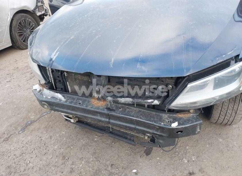 Photo 6 of 2012 Volkswagen Jetta 2.5L SE (VIN 3VWDP7AJ8CM350410)