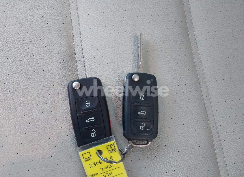 Photo 11 of 2012 Volkswagen Jetta 2.5L SE (VIN 3VWDP7AJ8CM386730)