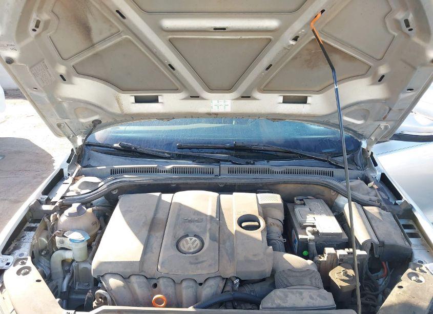 Photo 10 of 2012 Volkswagen Jetta 2.5L SE (VIN 3VWDP7AJ8CM398909)