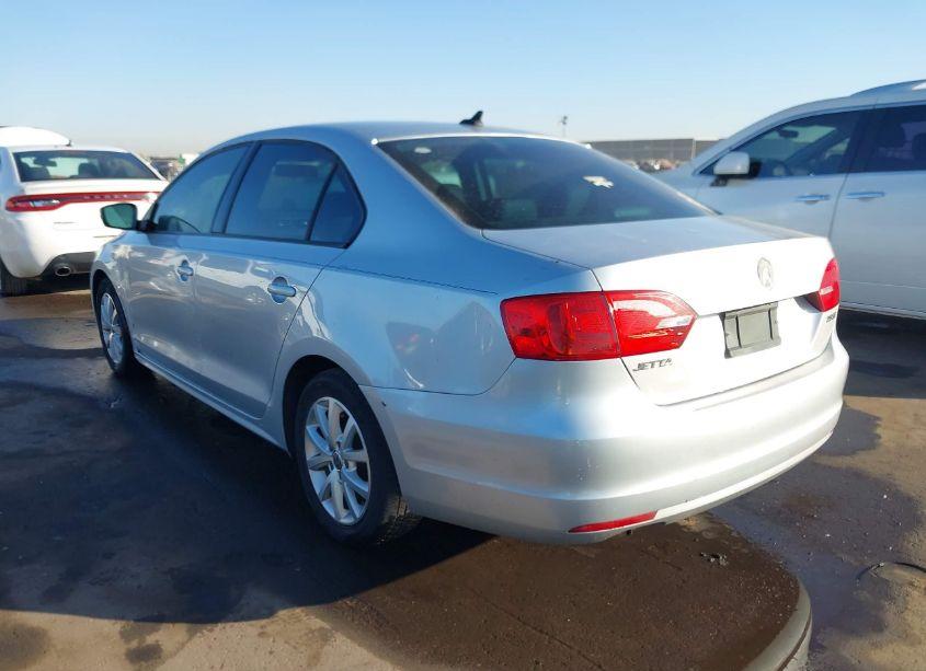 Photo 3 of 2012 Volkswagen Jetta 2.5L SE (VIN 3VWDP7AJ8CM398909)