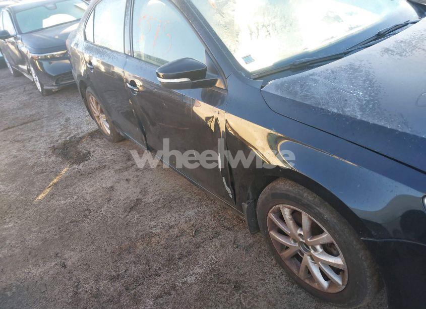 Photo 6 of 2012 Volkswagen Jetta 2.5L SE (VIN 3VWDP7AJ8CM416566)