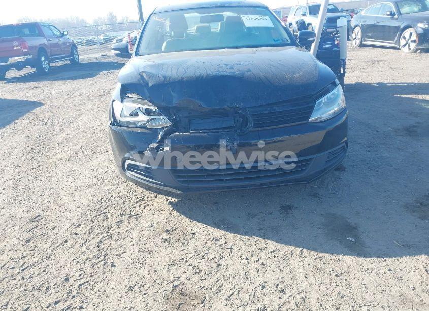 Photo 12 of 2012 Volkswagen Jetta 2.5L SE (VIN 3VWDP7AJ8CM420679)