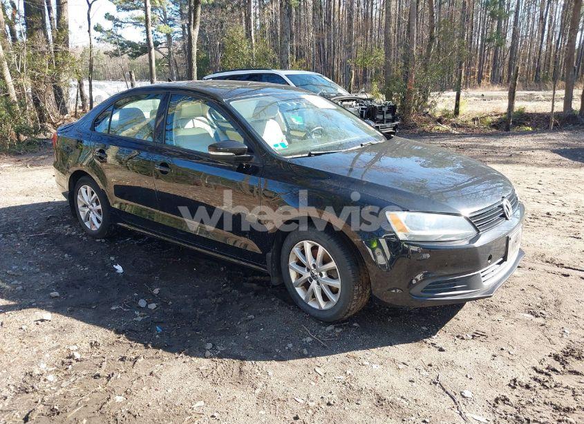 2012 Volkswagen Jetta 2.5L SE (VIN 3VWDP7AJ8CM423405) main photo