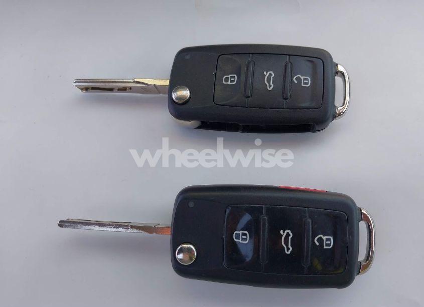 Photo 11 of 2012 Volkswagen Jetta 2.5L SE (VIN 3VWDP7AJ8CM465069)