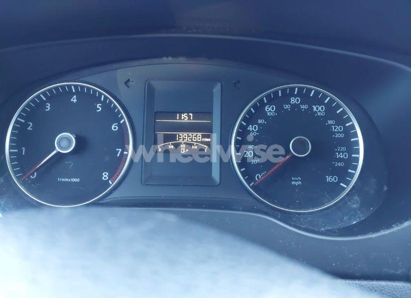 Photo 7 of 2013 Volkswagen Jetta 2.5L SE (VIN 3VWDP7AJ8DM282661)