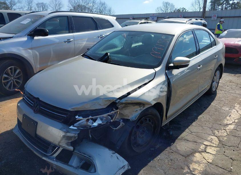 Photo 6 of 2013 Volkswagen Jetta 2.5L SE (VIN 3VWDP7AJ8DM293305)