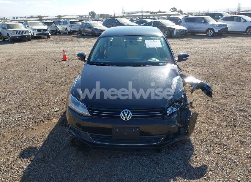Photo 13 of 2013 Volkswagen Jetta 2.5L SE (VIN 3VWDP7AJ8DM297645)